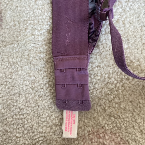 Victoria’s Secret PINK Wear Everywhere Bra 32D Plaid - Picture 4 of 4